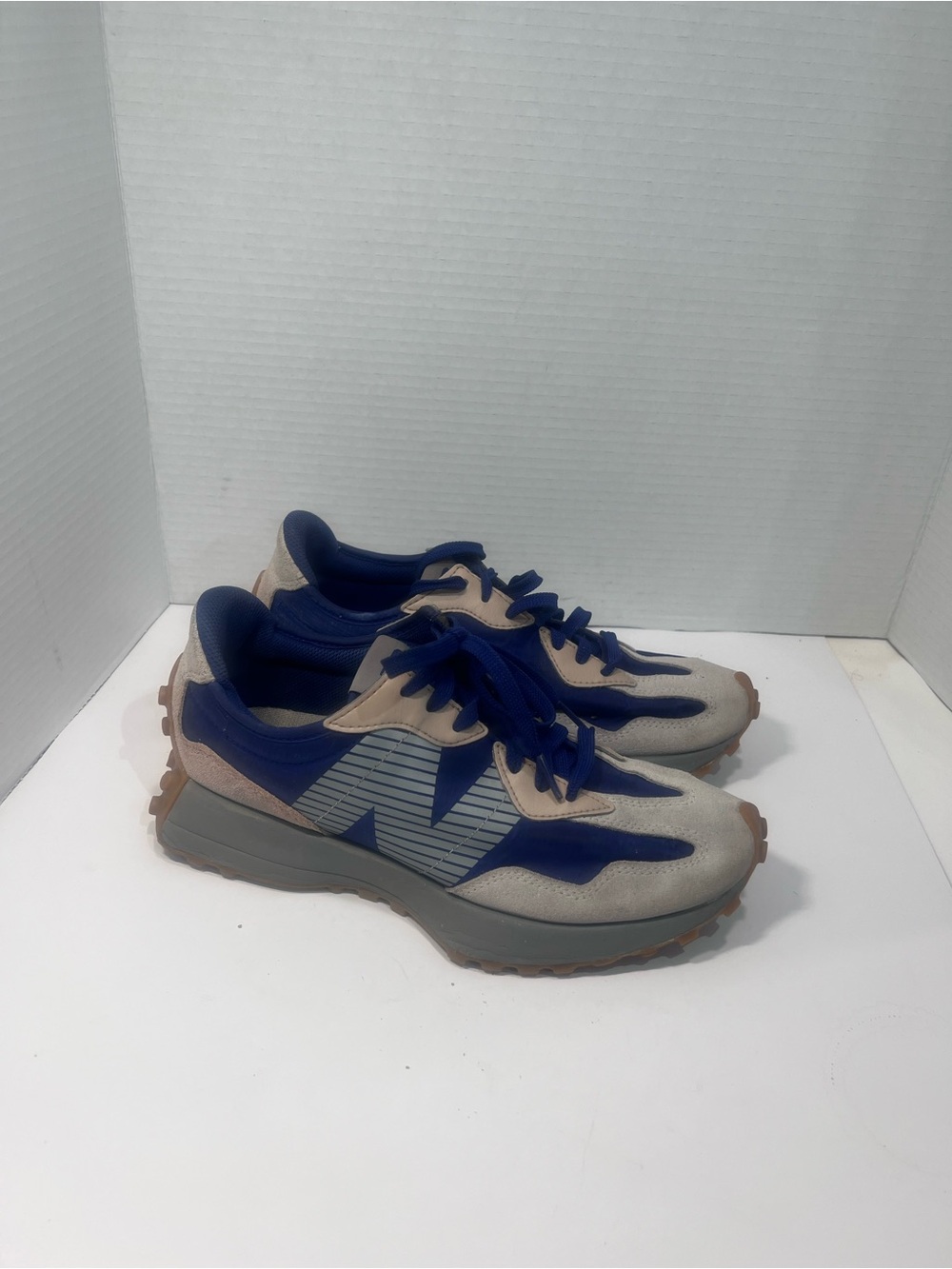 New Balance Men's Gray, Blue & Tan Athletic Sneakers